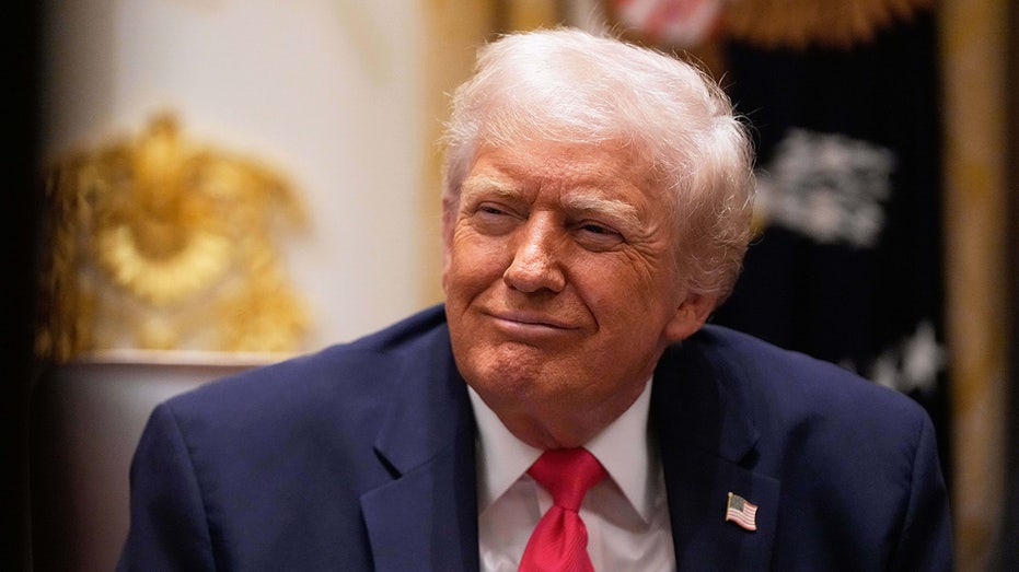 23 Dems join House Republicans to kill progressive's Trump impeachment bid