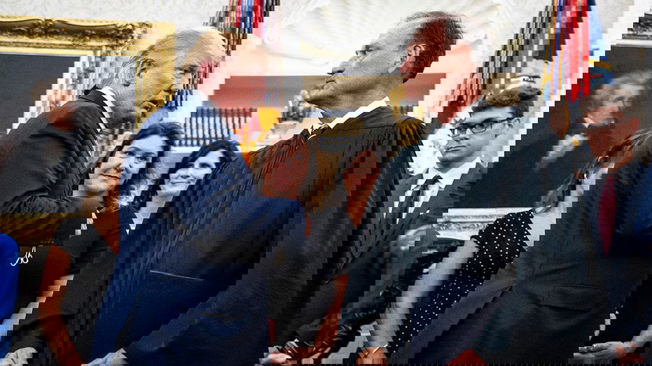 Alito rips Supreme Court majority as 'unwise' for blocking Trump's National Guard plan