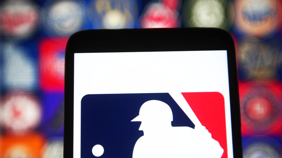Baseball fans lament MLB app technical issues on opening day