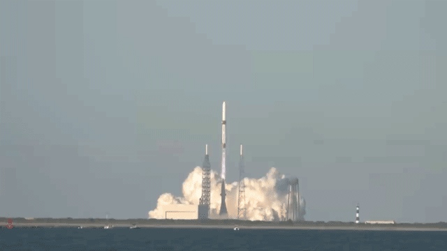 Blue Origin successfully launches NASA spacecraft on journey to Mars after delays