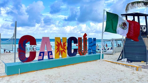 Cancun Working to Keep Beaches Clean for 2023
