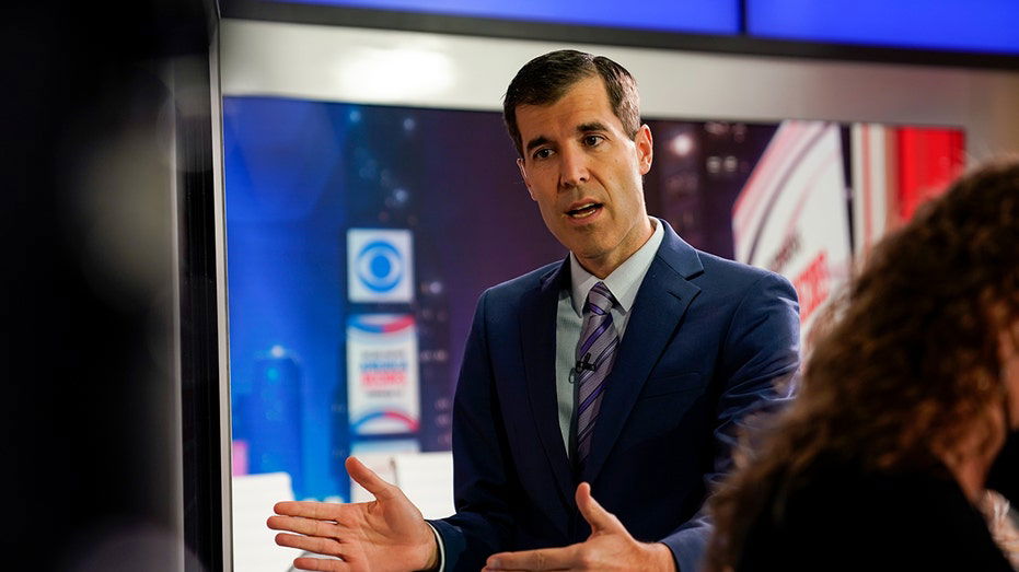 CBS News correspondent announces sudden exit from network, says he's seeking 'some independence'