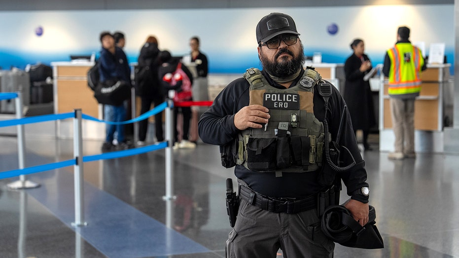 Democrats rip Trump's ICE airport move as shutdown nears 40 days: 'no reason'