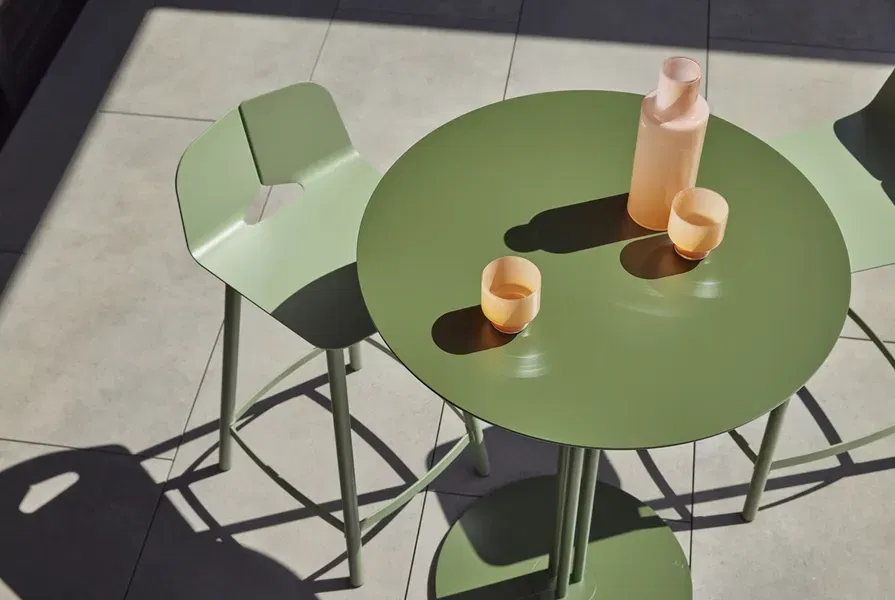 Here comes the sun: striking outdoor features for summer