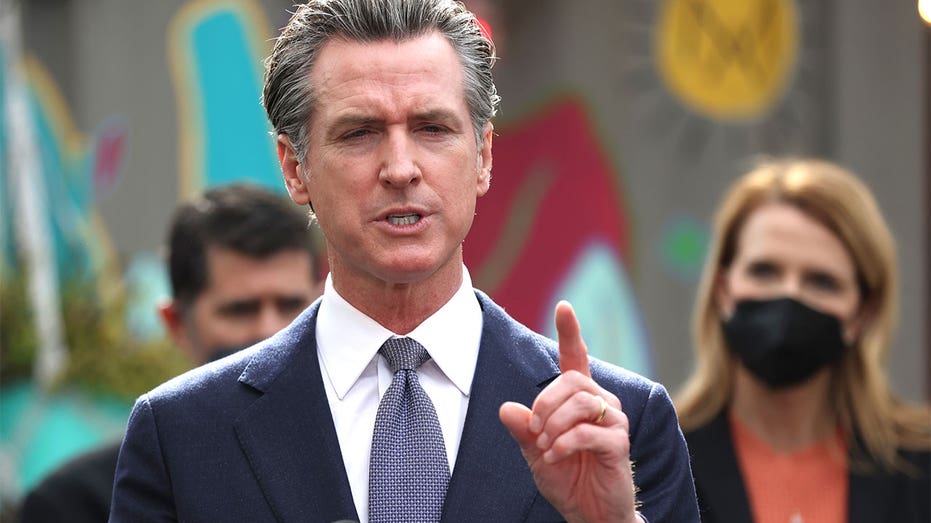 Homeland Security subpoenas California for possible cash benefits to illegals