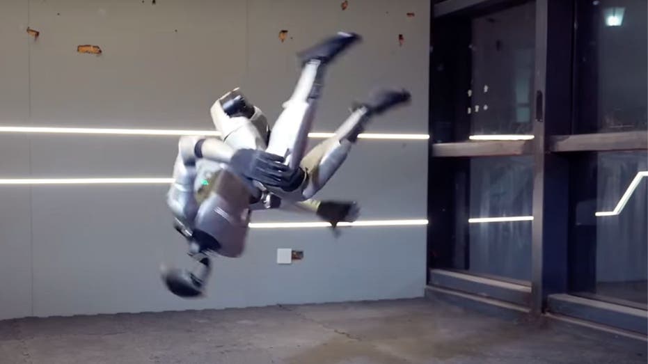 Humanoid robot stuns with perfect side-flip acrobatics