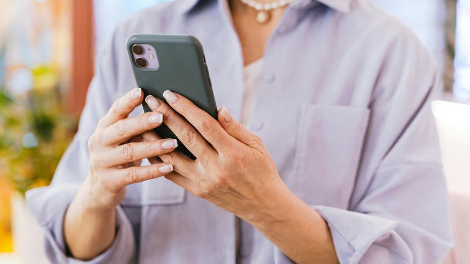 Is your iPhone really hacked? Or is it those fake security alerts?