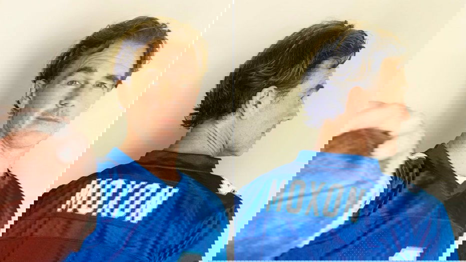 James Van Der Beek selling 'Varsity Blues' merchandise to combat 'financial burden' of cancer