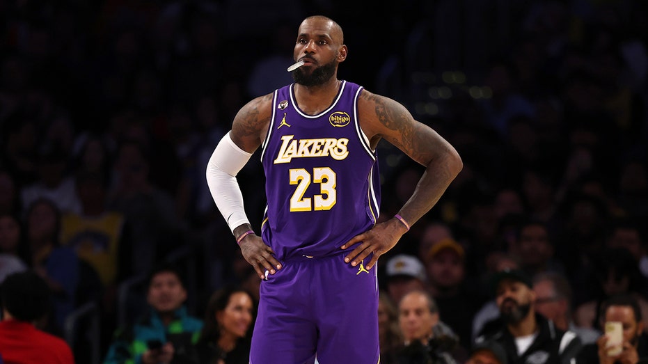 LeBron James facing something against Thunder he's never seen in his 23-year career