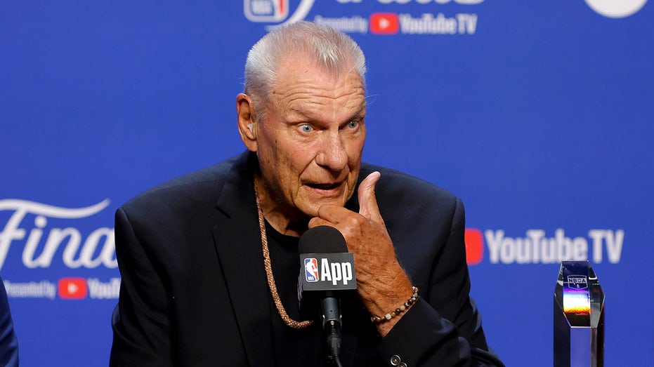 NBA legend Don Nelson wears Luka Doncic shoes to protest 'tremendous mistake' by Mavericks