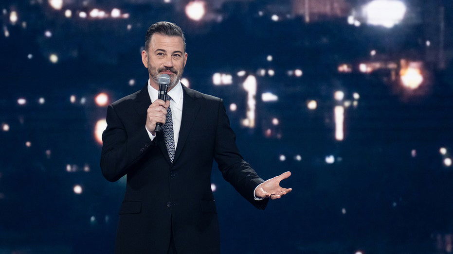 Nexstar, Sinclair expect apology from Kimmel before agreeing to reinstate show: Source
