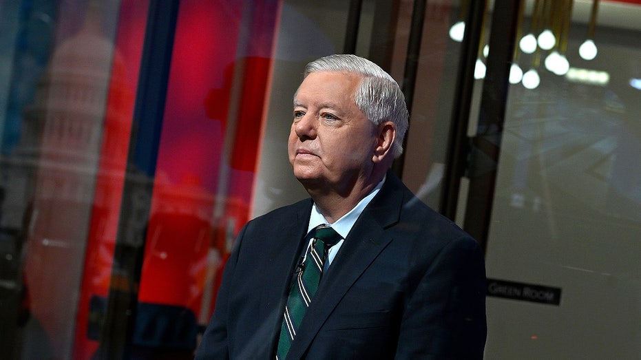 Sen. Graham says he wasn't bothered 'one damn bit' about Letitia James, Comey getting indicted