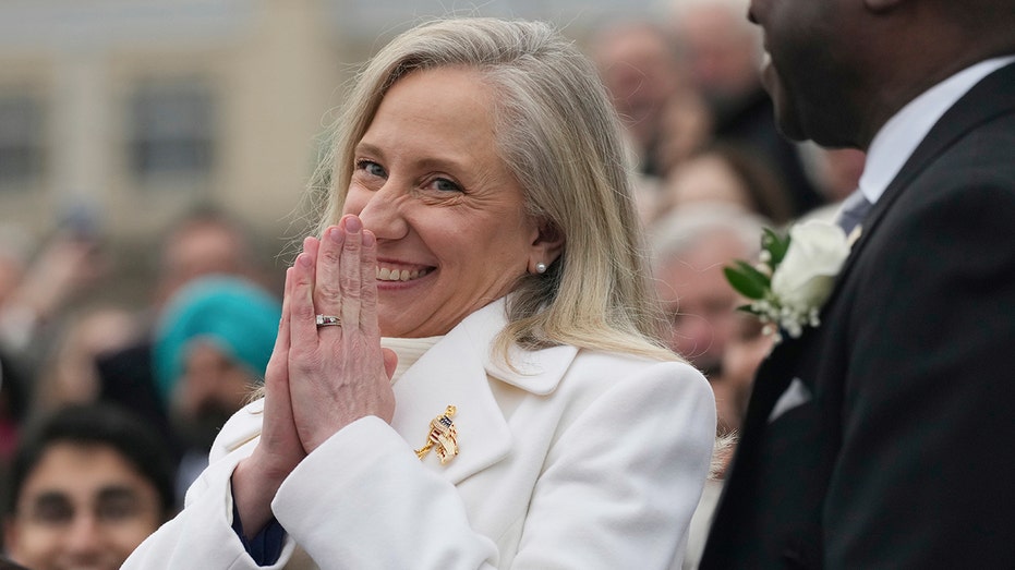 Spanberger ripped after taking credit for billions in investments secured under GOP predecessor: 'Pathetic'