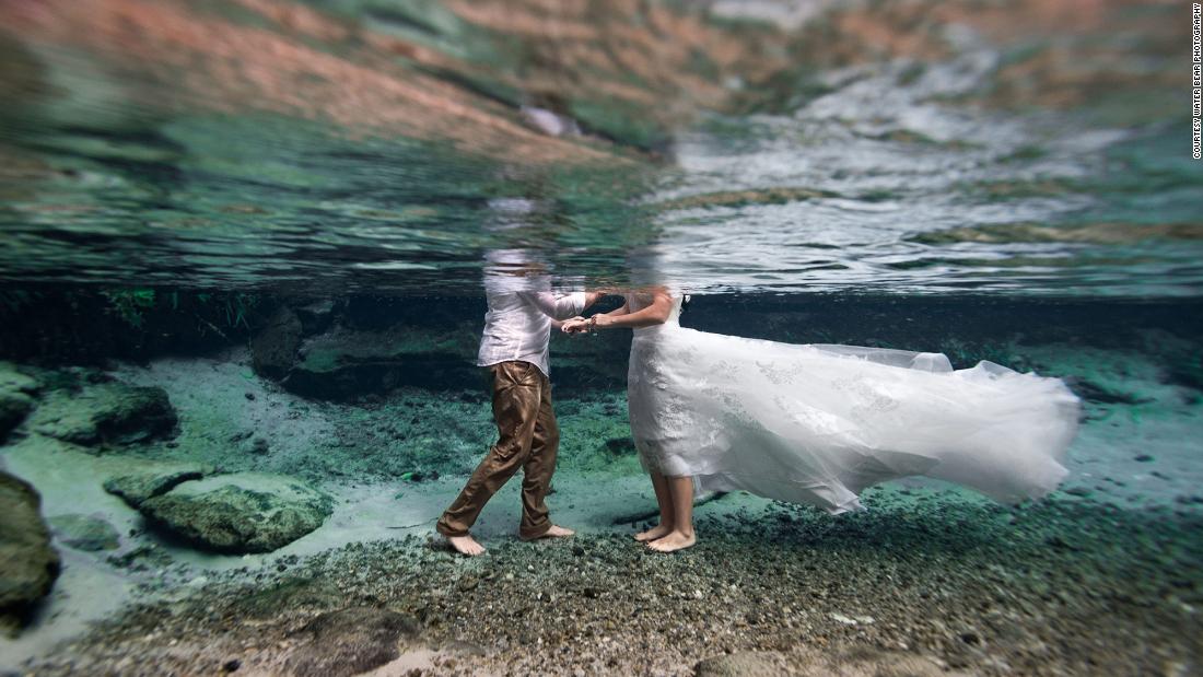 The average wedding just hit $29,000