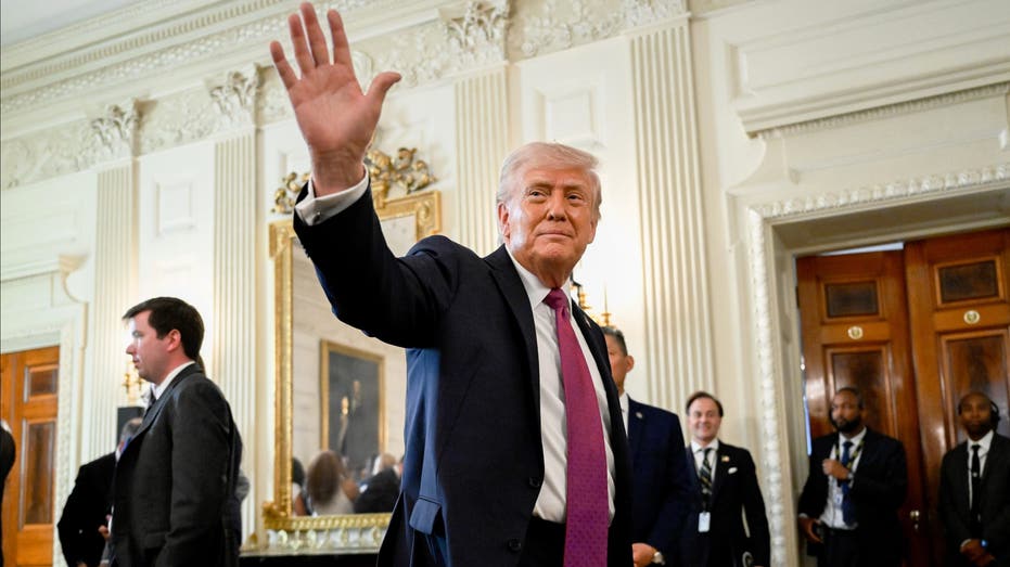 Trump warns college sports could be 'lost forever' as committee pushes changes, Congress urged to act