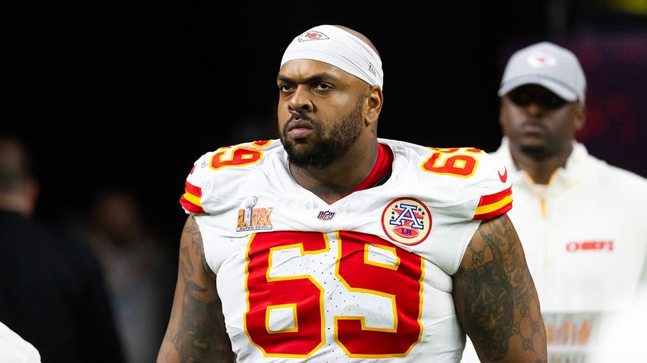 Two-time Chiefs Super Bowl champion deemed person of interest in woman's death in Dominican Republic: report