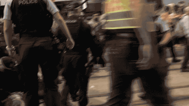 Violence erupts as anti-Israel protesters target president's Australia visit weeks after Bondi Beach massacre