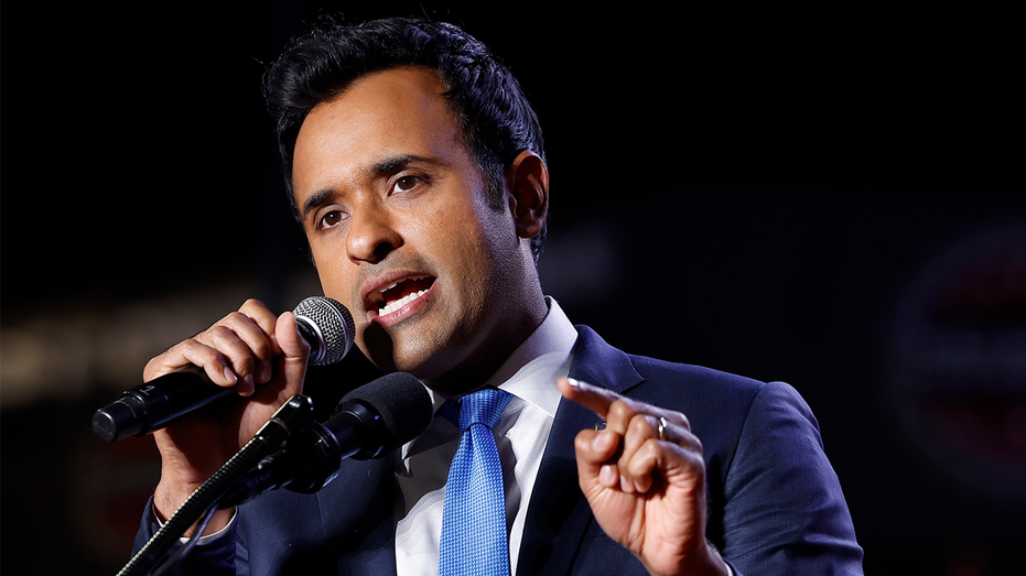 Vivek Ramaswamy turns to conservative youth to shape the movement's next phase, analyzes 2026 races