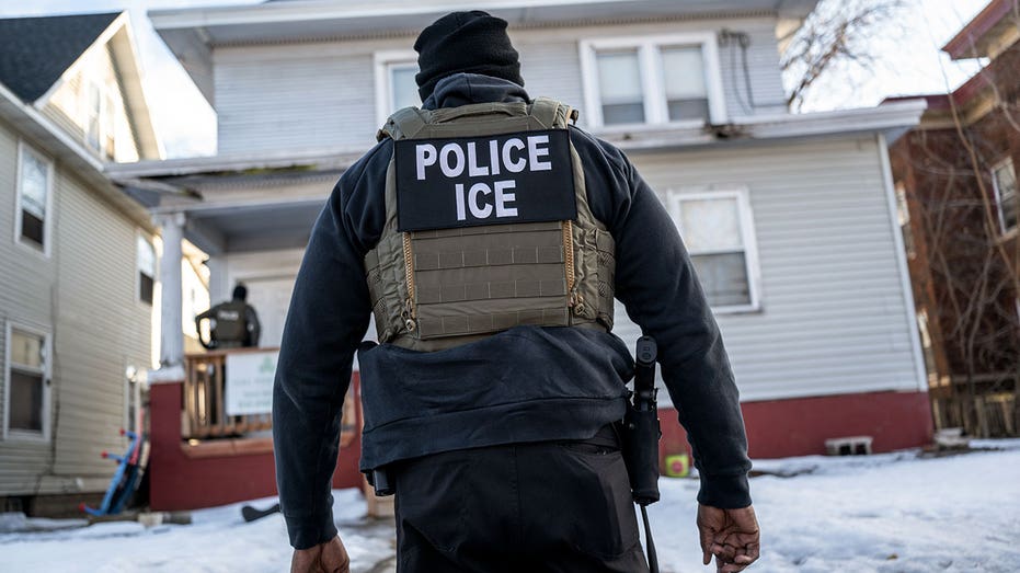 WATCH: Former ICE director reveals what goes into agency's decisions on cities to target