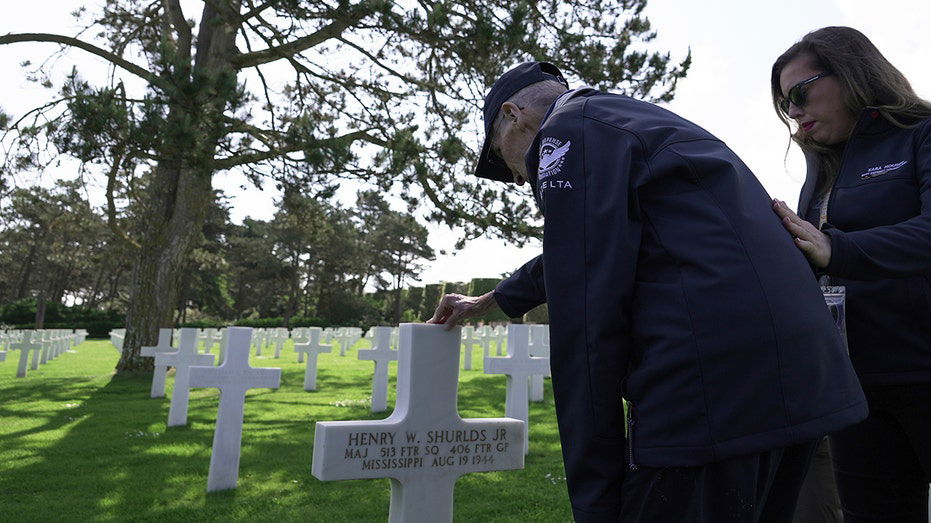 World War II veterans travel to Normandy for emotional D-Day commemoration