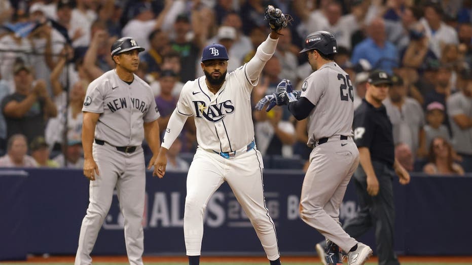 Yankees lose ALDS Game 1 to Rays as Austin Wells is thrown out at third after breaking up no-hitter